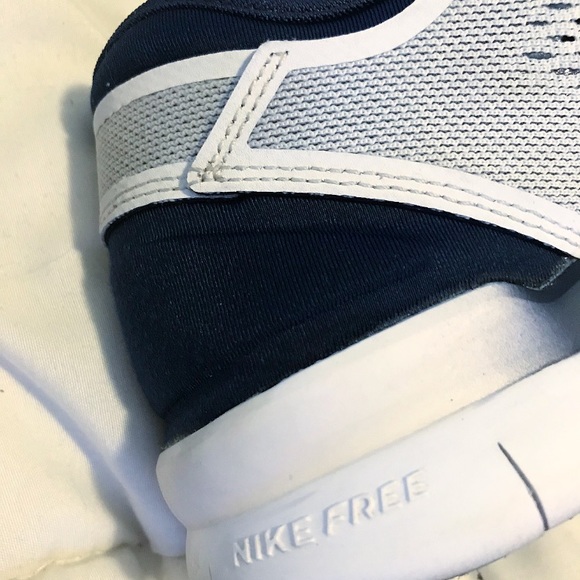 ✖️ SOLD ✖️ Nike Free - Picture 3 of 3
